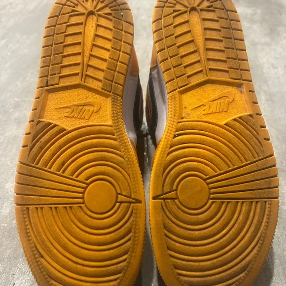 Nike Air Jordan Mid Range Sneakers - Black and Orange 7Y - Picture 9 of 9